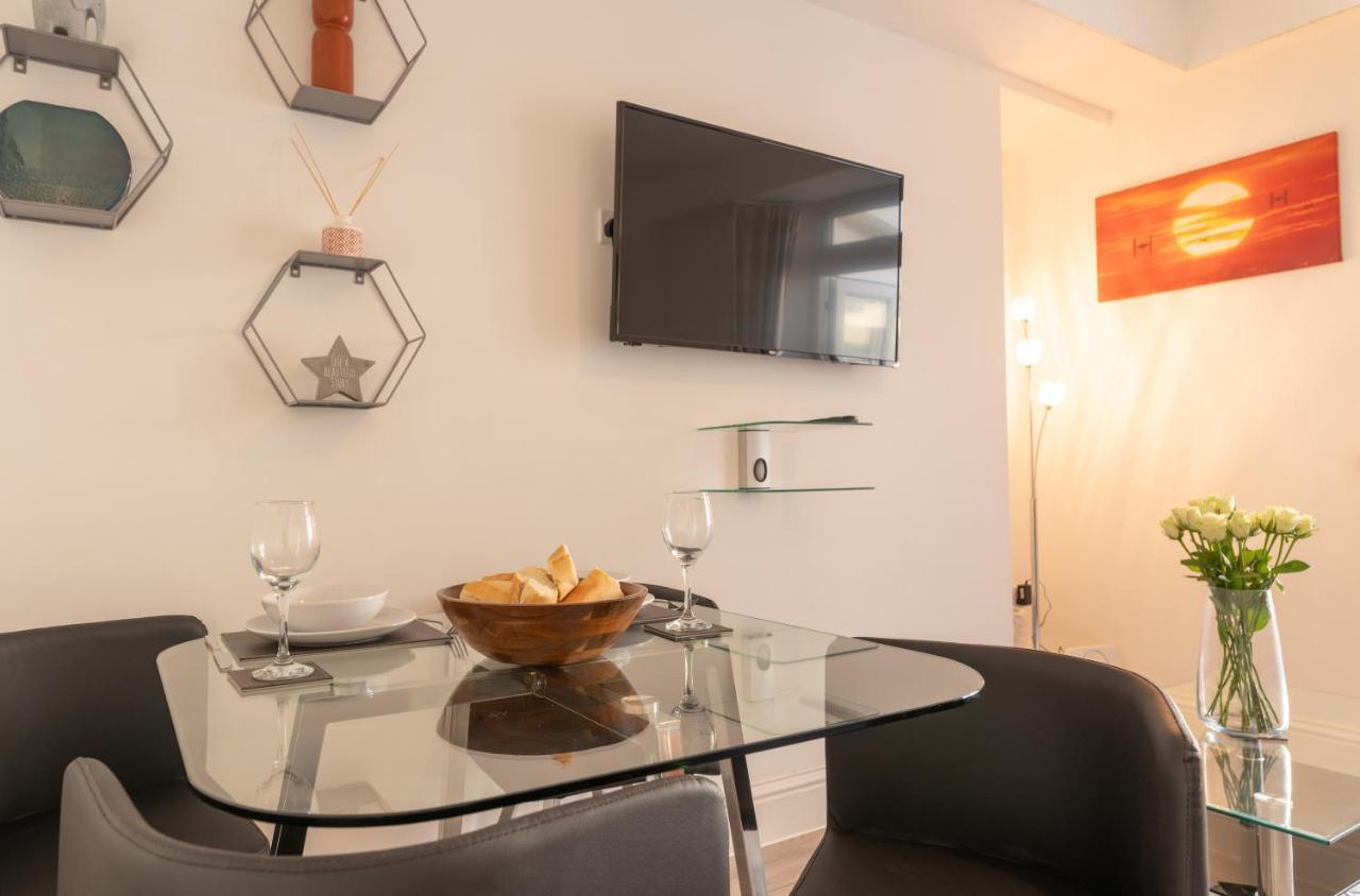 Highfield House - 1 Bed-Sleeps 2-Tjs20Hh Ilfracombe Exterior foto